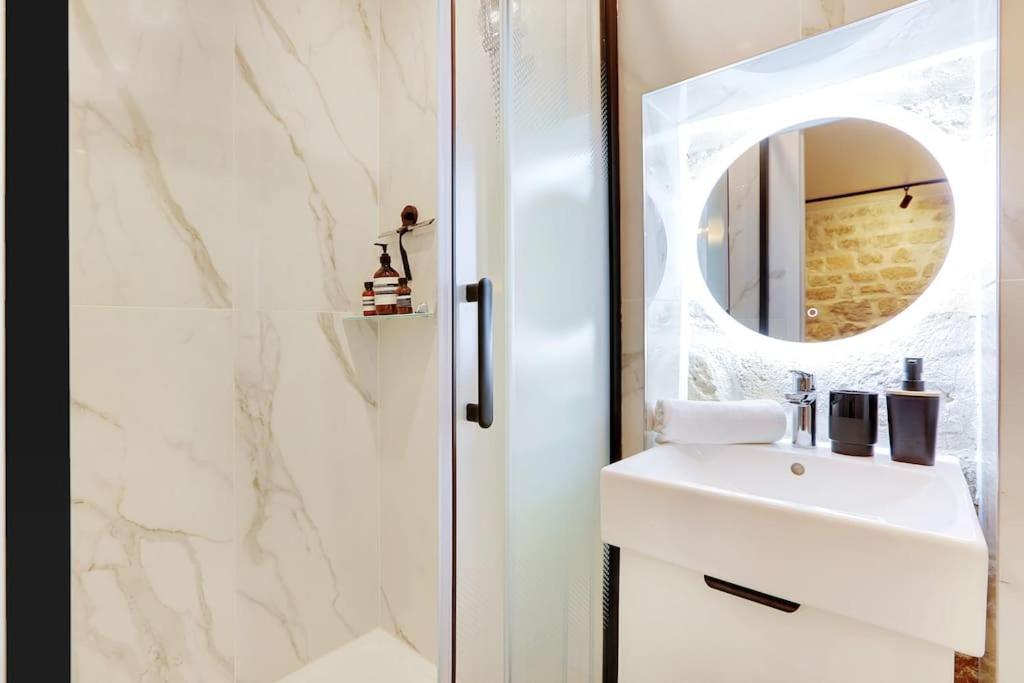 Gembnb Luxury Apartment In Paris - Abbesses - Montmartre Ngoại thất bức ảnh